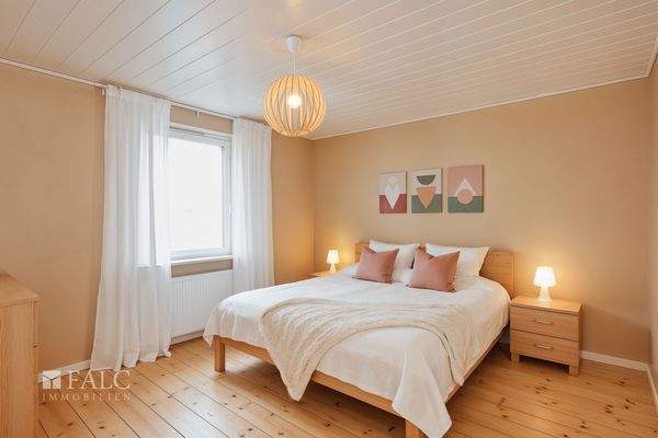 Schlafzimmer - Gestaltungsvorschlag (KI generiert)