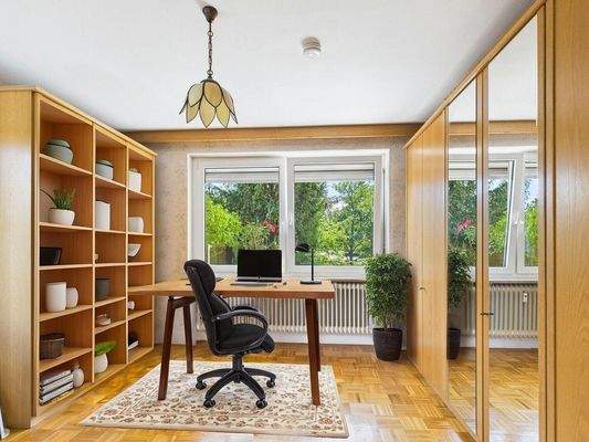 Arbeitszimmer EG WHG 1 (KI)