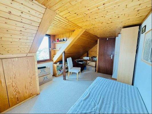 Kinderzimmer eins OG