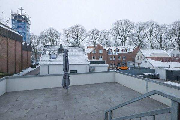 Die großzügige Dachtrerrasse