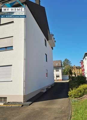  Zufahrt in Innen-Garagenbereich