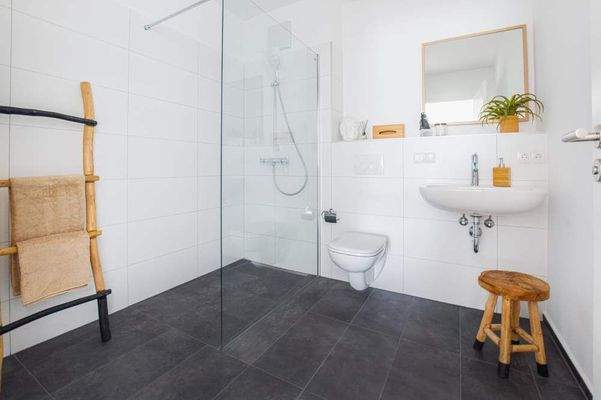 Badezimmer - Musterwohnung