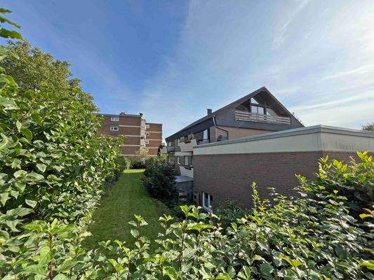 Garten und Rückansicht 2