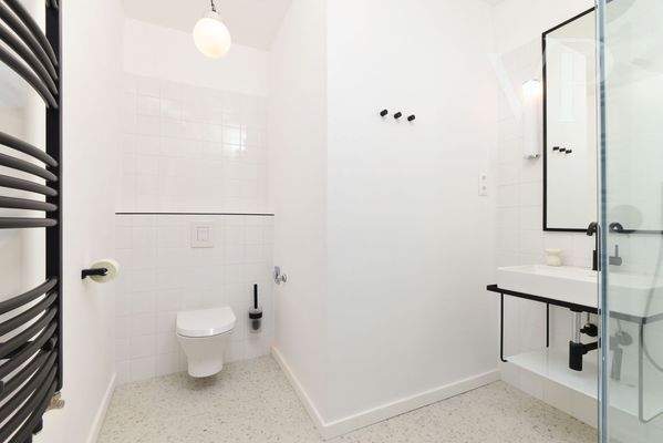 b87a5e85-7ad3-4f04-b548-5c003e9a35a2_original