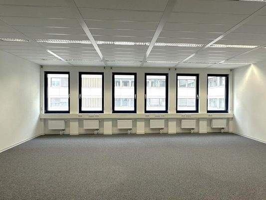 Gruppenbüro Besprechungsraum