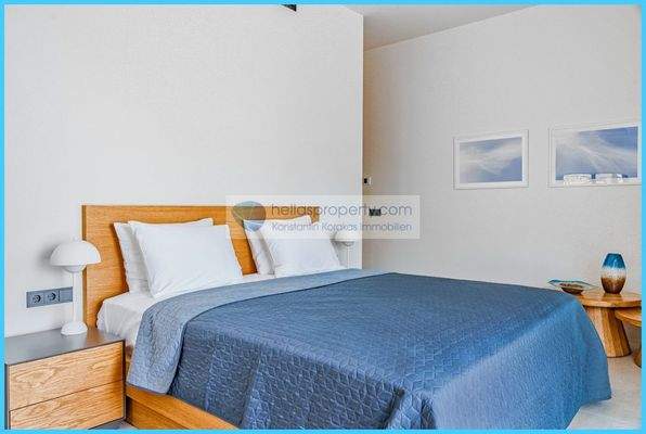 7c4ff1197a6446419272e7aafe0b61ff-original