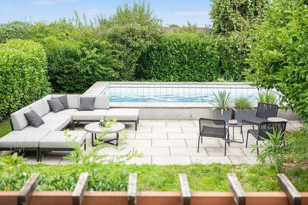 Blick auf den Außenpool-Visualisierung