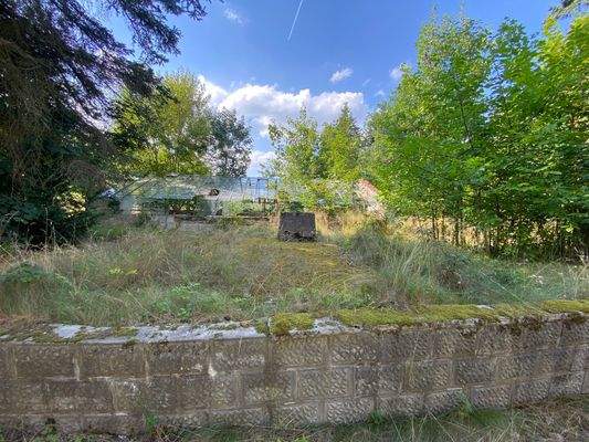 Gewächshaus mit gr. Zisterne.JPG