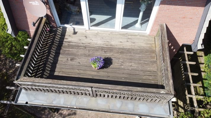 großer Balkon