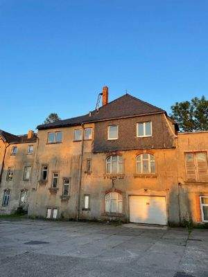 Oberes Mittelhaus (2)