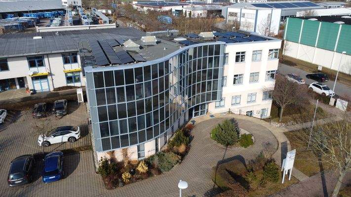 Moderne Bürogebäudeansicht