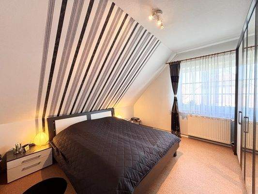 OG Wohnung Schlafzimmer