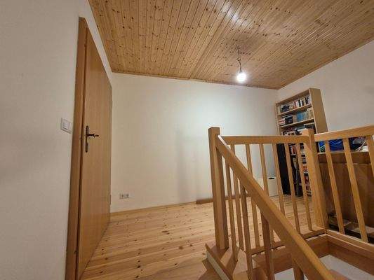 Haupthaus: Treppe zum DG