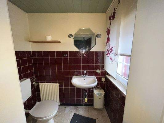 Einliegerwg, Gäste-WC.JPG