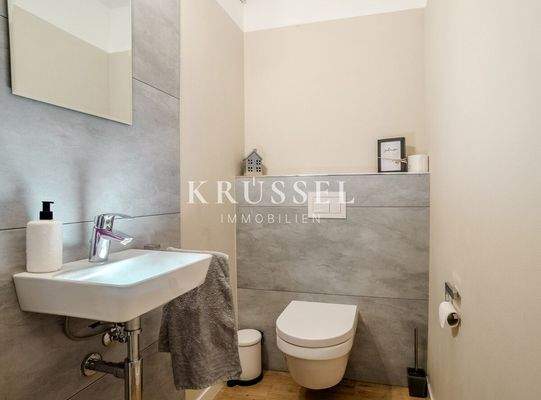 Im Erdgeschoss befindet sich ein Gäste WC