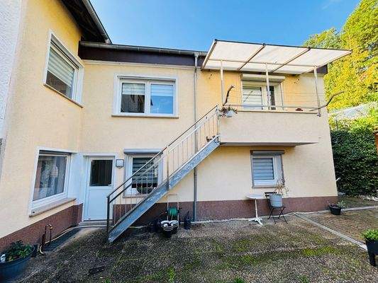 Terrassenbereich mit Zugang zur Küche