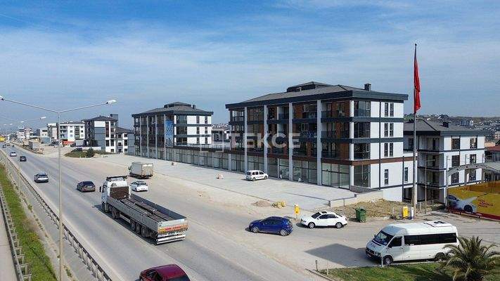 Offices and Shops in an Advantageous Location in Yalova