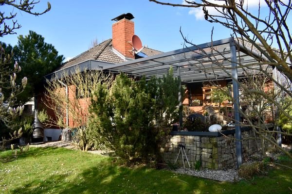 Garten Hausansicht hinten 
