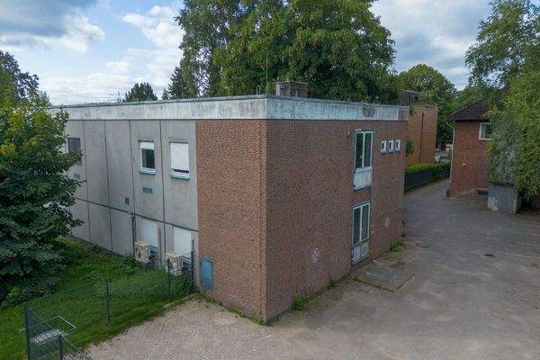 Gebäudeansicht Seite