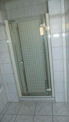 ... mit Dusche