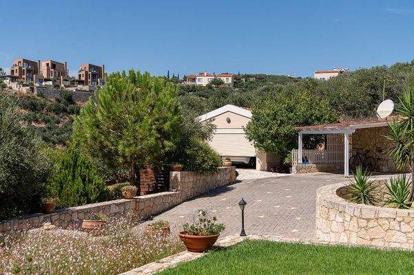 Kreta, Sternes: Luxusvilla in erhabener Lage mit perfekter Aussicht zu verkaufen