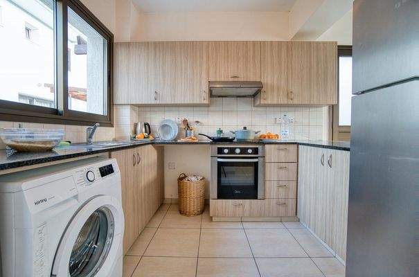 642068-detached-villa-for-sale-in-kato-paphos-univ