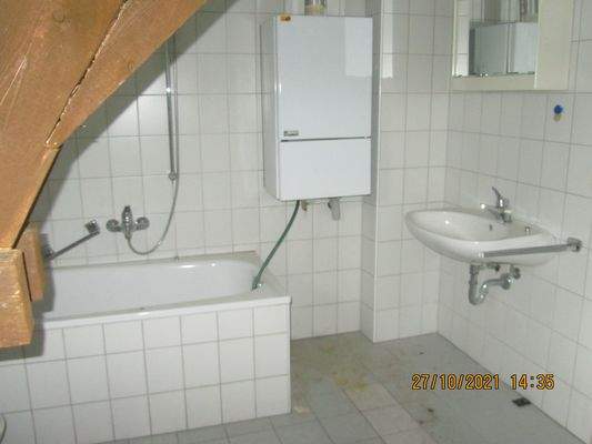 Badezimmer DG.JPG