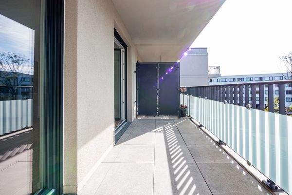 Musterfoto - Balkon Bild 2