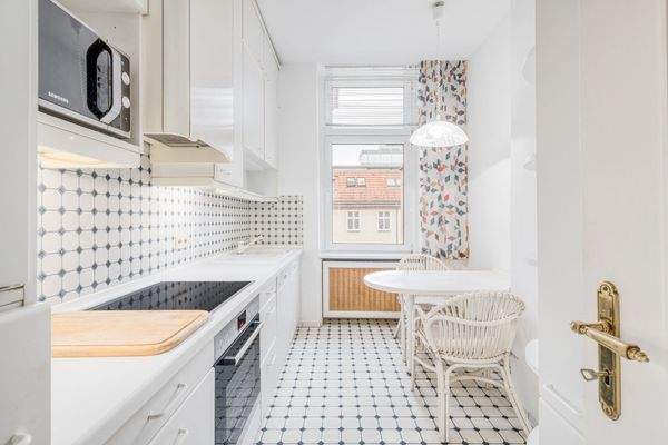 Lichtdurchflutete Küche 