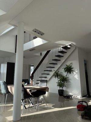 Aufgang von unten nach oben