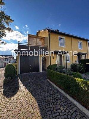 Garage mit Wintergarten