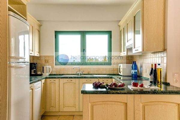 d6988c3c0abb4356a7ea8cfb87f3dcc4-original