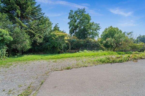 Grundstücksbereich im Süden