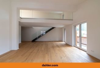 Wohnzimmer mit Galerie