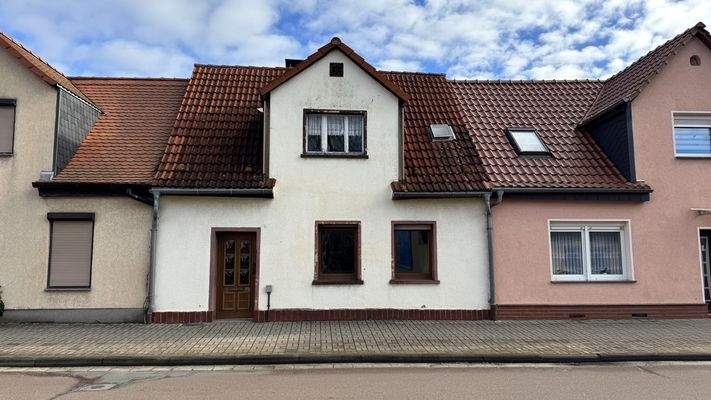 Straßenansicht