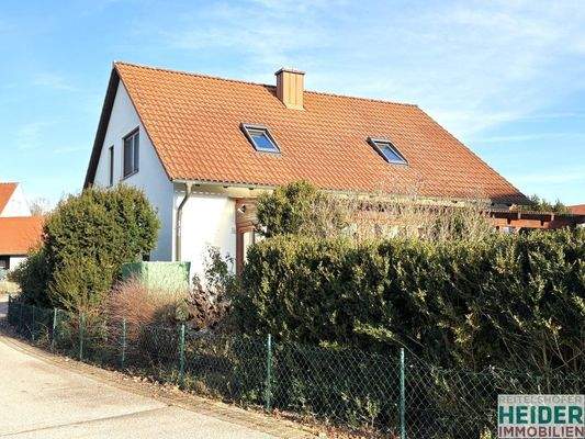 1747 Ansicht von der Straße