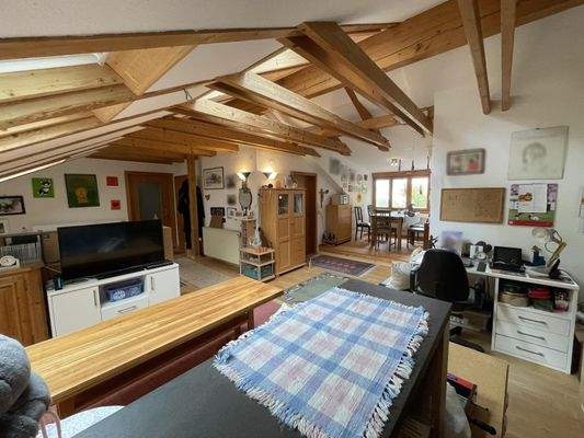 Dachstudio mit Sichtholzkonstruktion