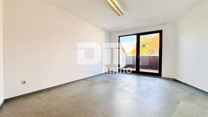 2.OG Raum 1 / Zugang Balkon