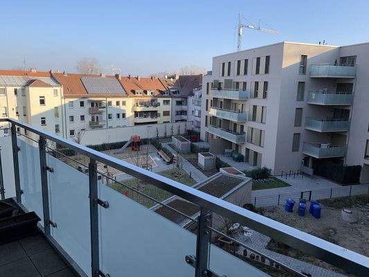 Balkon, Blick in den Garten