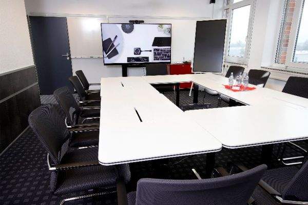 Konferenzraum bis zu 11 Personen