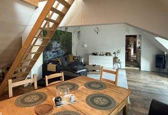 Wohnzimmer mit Galerie