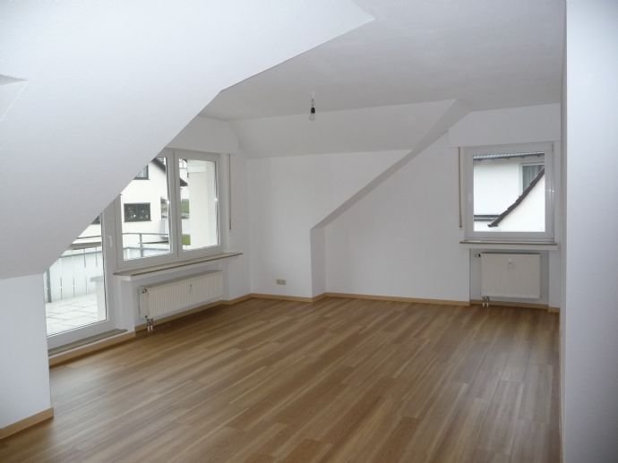 DG-Wohnung in stadtnaher, ruhiger Lage von Plettenberg zu vermieten