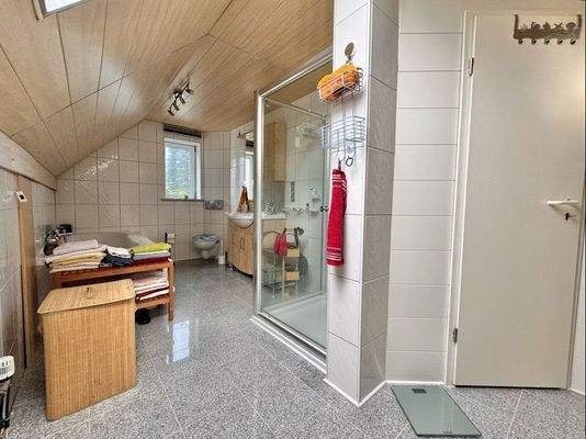 ... Tageslichtbad mit...