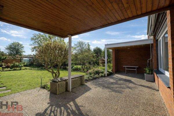 Terrasse m. 2 Freisitzen