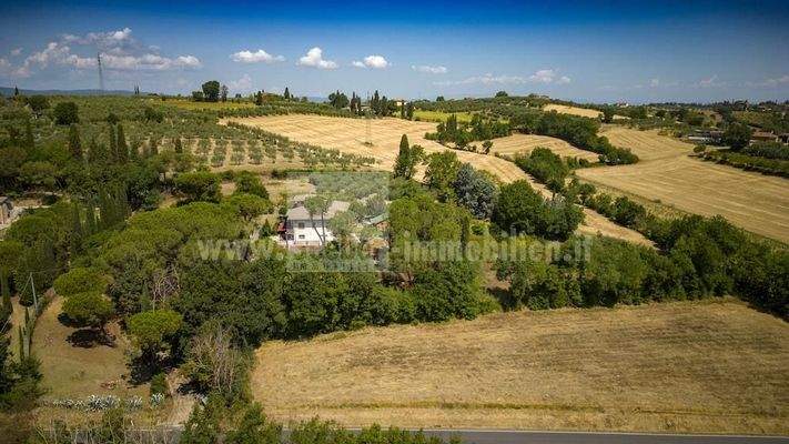 Villa-Toscana-casa-vacanza-appartamento-sogno-olivi-vini-Firenze-Siena-Assisi-pace-silenzio-casa-unifamiliare