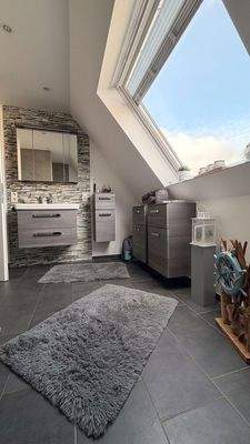 Obergeschoss: Badezimmer