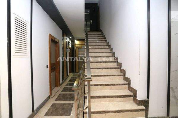 Furnished 1-Bedroom Flat for Sale in Muratpaşa Güvenlik