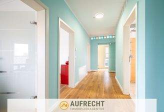 geräumiger Flurbereich