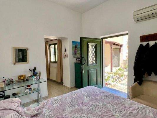 Kreta, Neapoli: Stadthaus mit Garten und Terrasse zu verkaufen