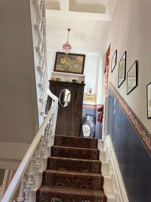 Treppenhaus zu den Wohnungen